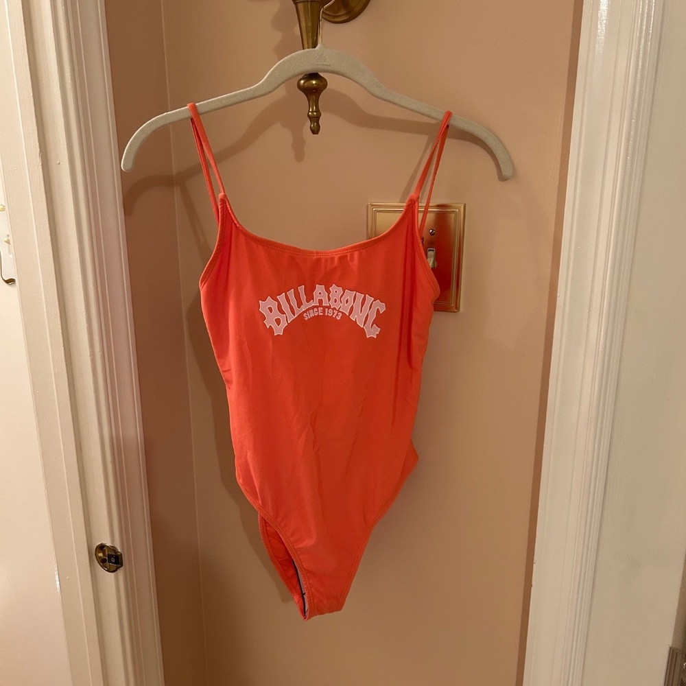 NWT Billabong Sun Vibes One Piece Swimsuit